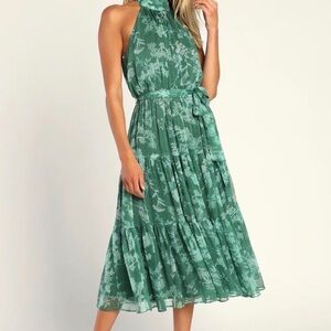 Lulus - Float to You Green Floral Print Halter Tiered Midi Dress L